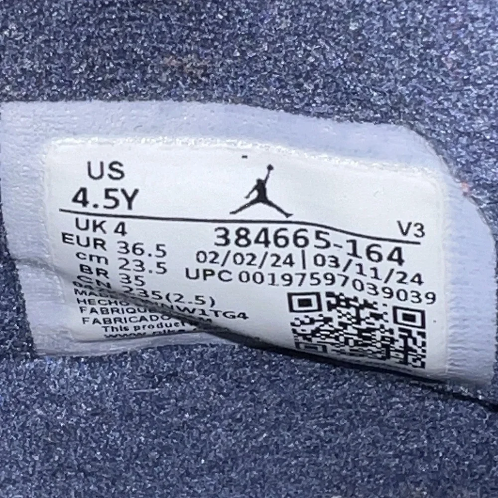 Nike Air Jordan 6 Retro Olympic Sneakers Youth 4.5Y Blue White Shoes 384665-164